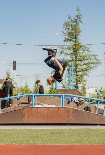 Инструктор по роликам Максим Колганов, aggressive inline